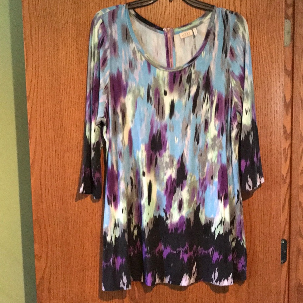 Logo Lori Goldstein tunic top